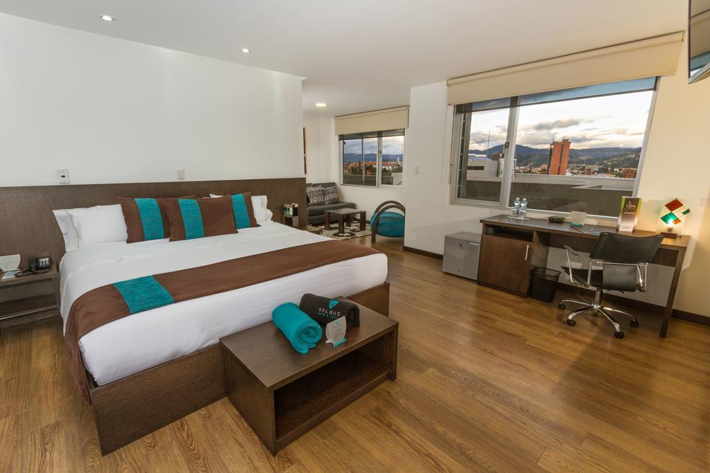 Hotel Valgus Κουένκα Δωμάτιο φωτογραφία