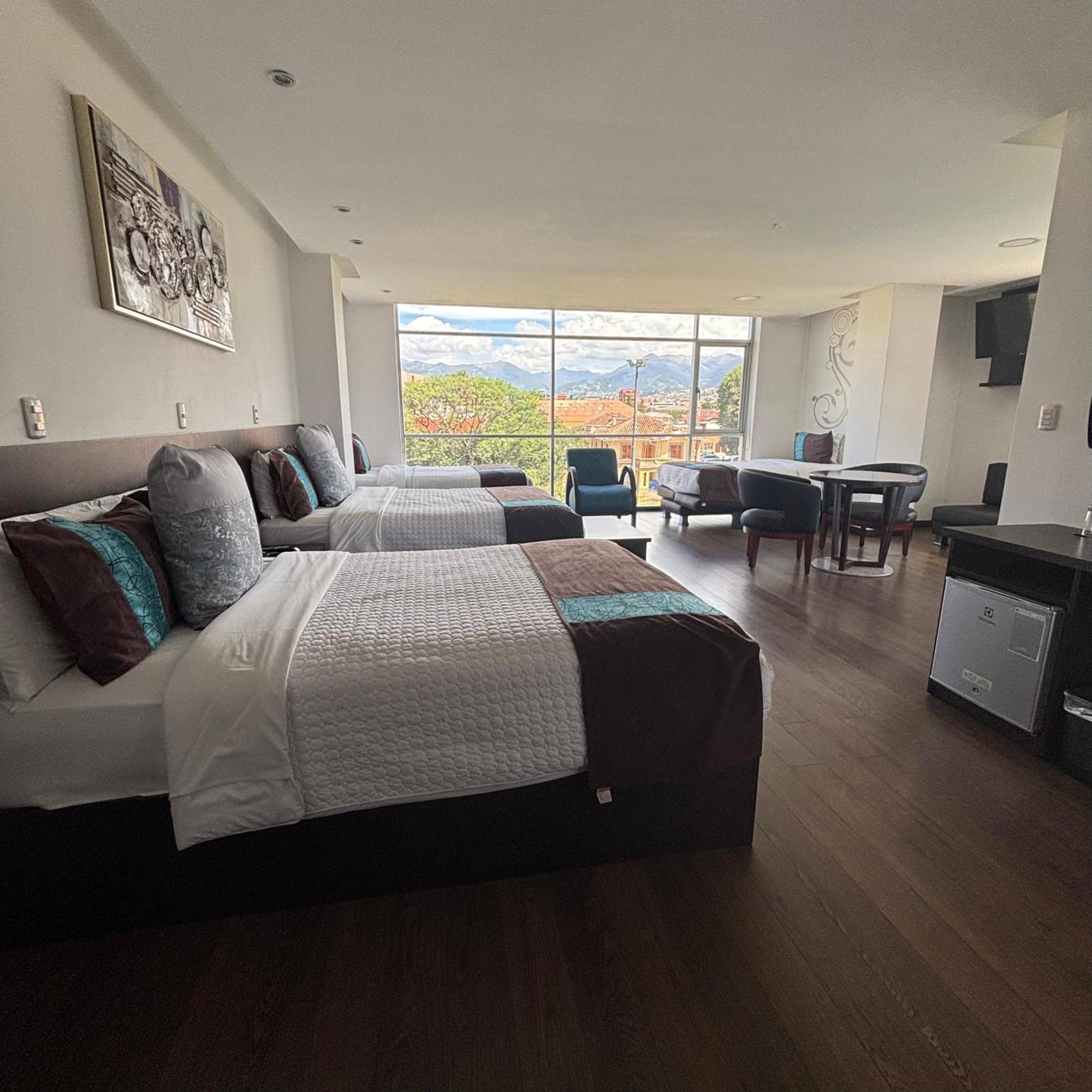 Hotel Valgus Κουένκα Εξωτερικό φωτογραφία