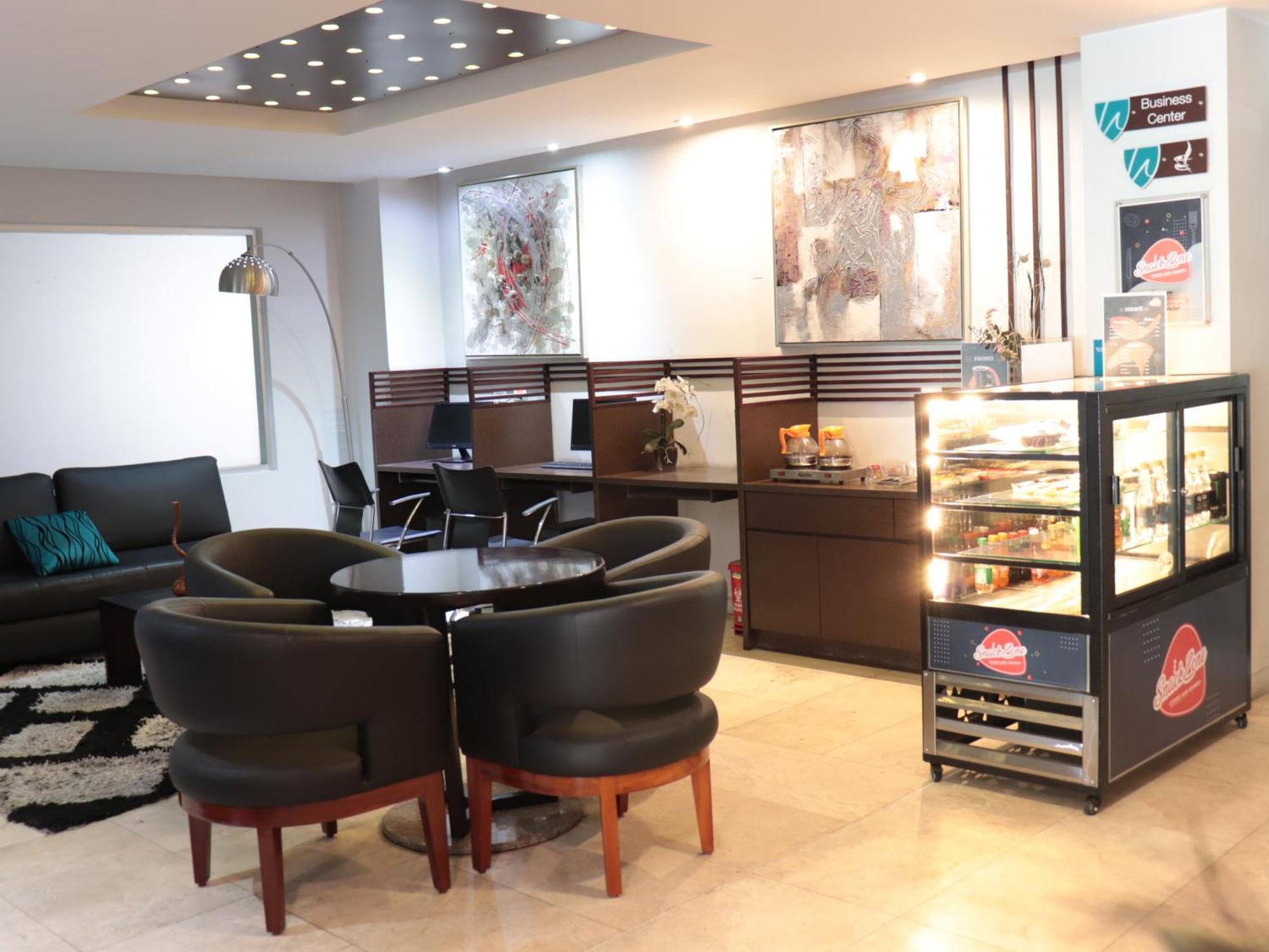 Hotel Valgus Κουένκα Εξωτερικό φωτογραφία