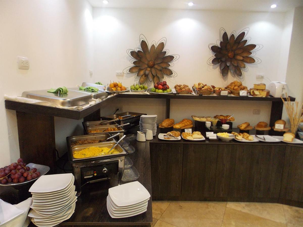 Hotel Valgus Κουένκα Εξωτερικό φωτογραφία